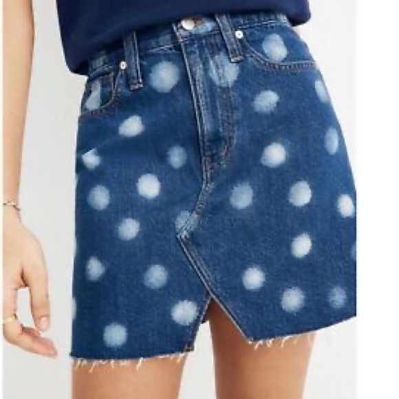 Madewell NWT rigid denim skirt in polka dot π